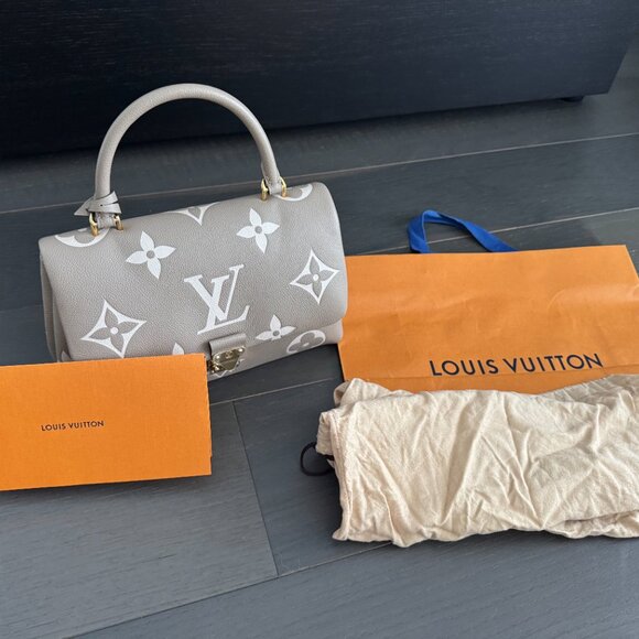 Louis Vuitton Madeleine MM - Picture 15 of 15